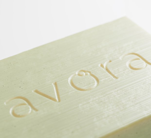 Studio Unbound Packaging Avora Header Phone